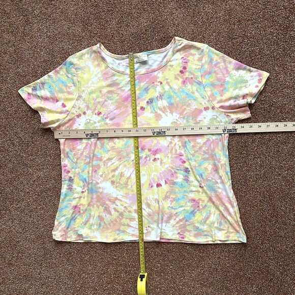 Bobbie Brooks Top Women’s 2X Short Sleeve Popover Watercolor Pastels Stretch - Picture 6 of 6